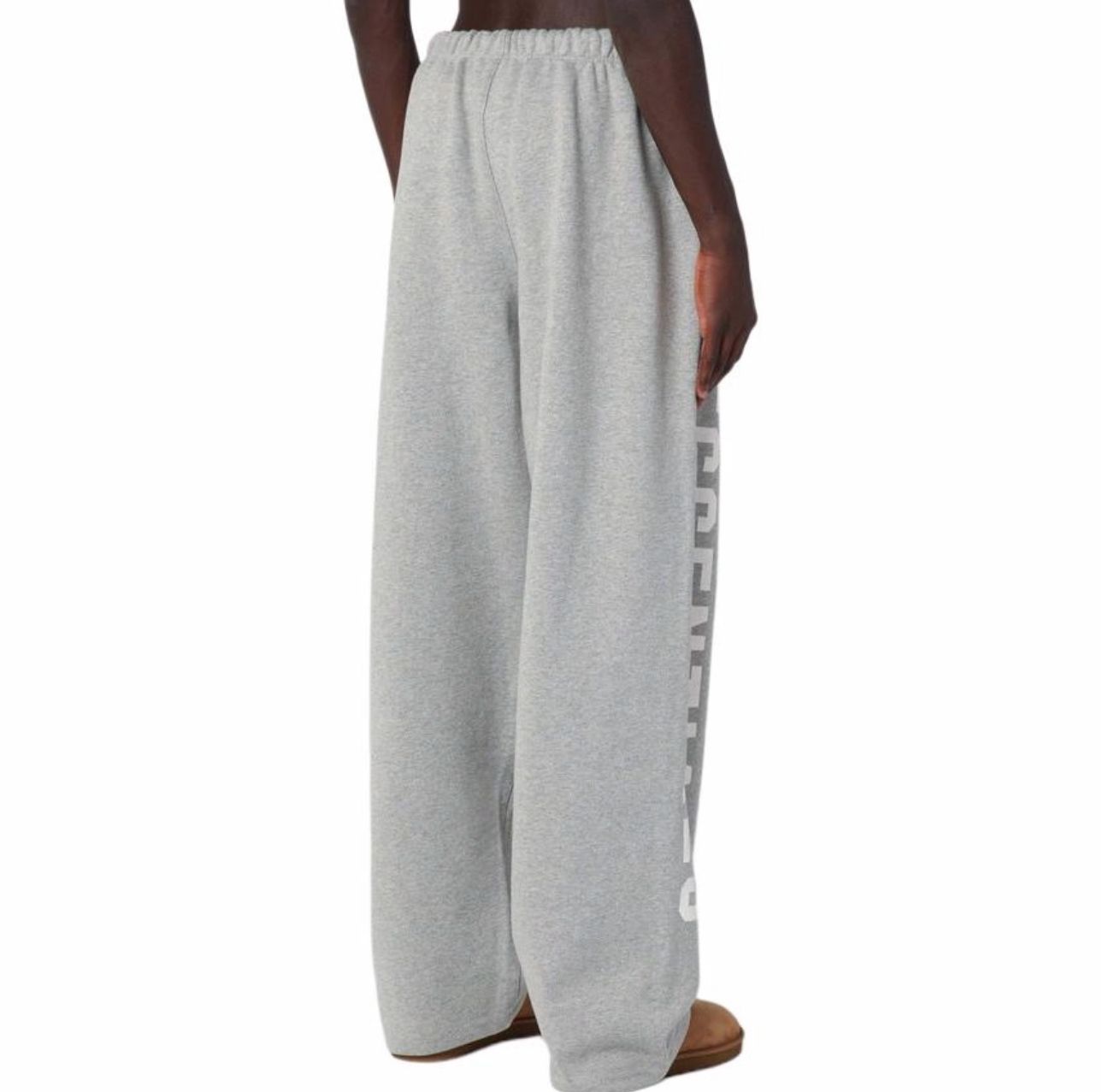 Fear of God State Essentials Relaxed Sweatpants - Heather Grey - White Print