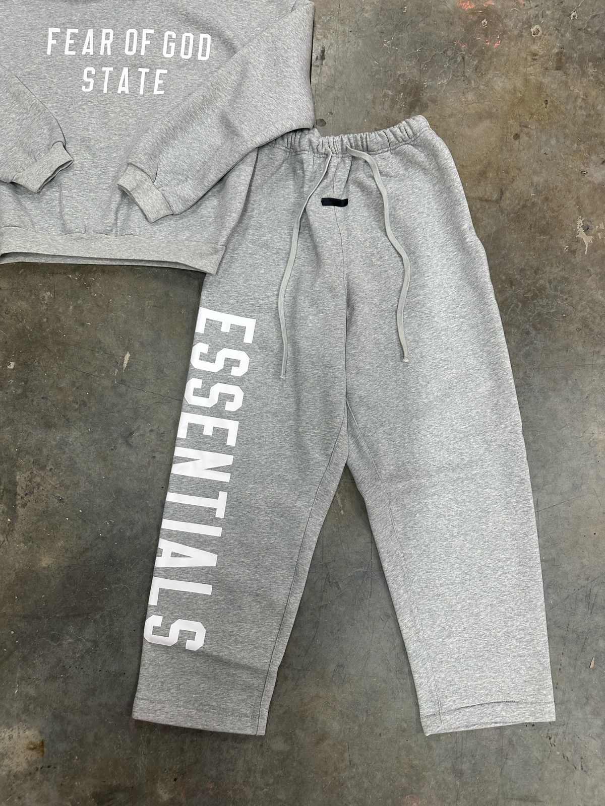 Fear of God State Essentials Sweat Suit - Grey White Print