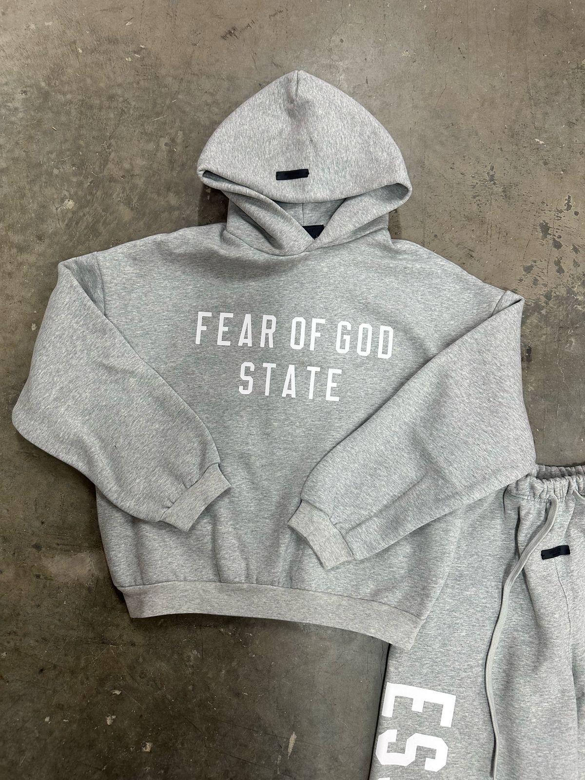 Fear of God State Essentials Sweat Suit - Grey White Print